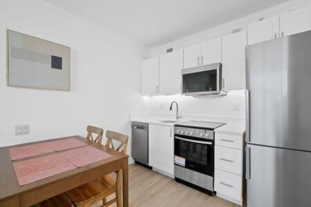 2Br 3Ba Ocean Front Condo On The Boardwalk Cozysuites أتلانتيك سيتي المظهر الخارجي الصورة